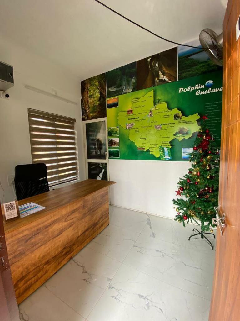 Dolphin Enclave Service Studio Apartments Kalpetta Exterior foto