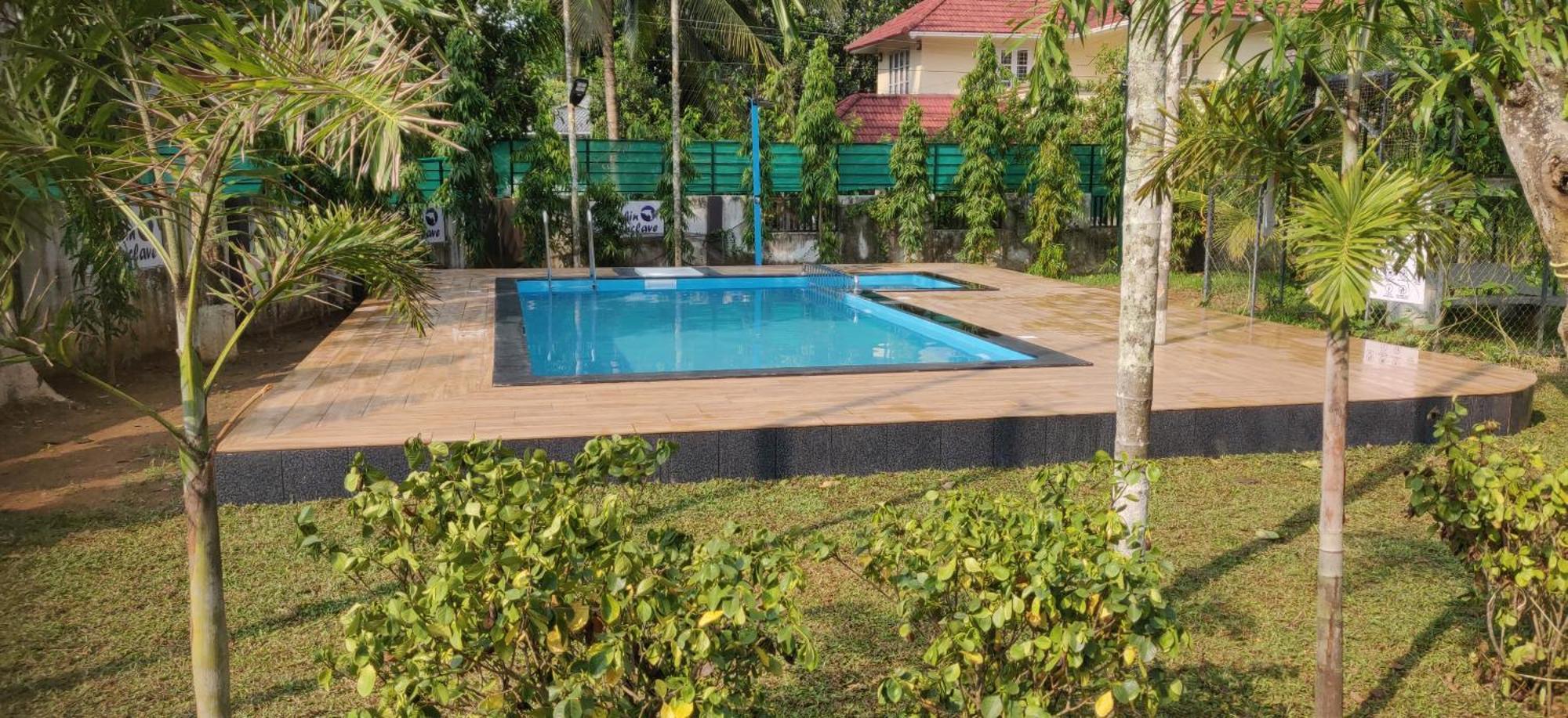 Dolphin Enclave Service Studio Apartments Kalpetta Exterior foto